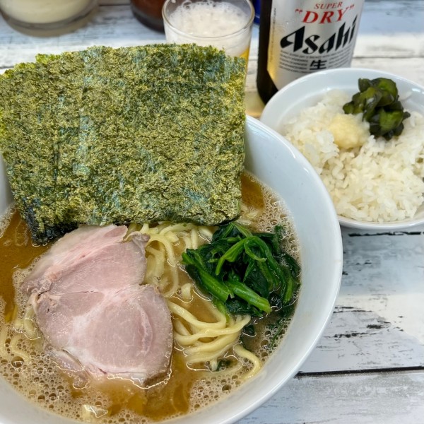 「らーめん＋のり＋無料ライス＋中瓶」@二代目 谷瀬家の写真