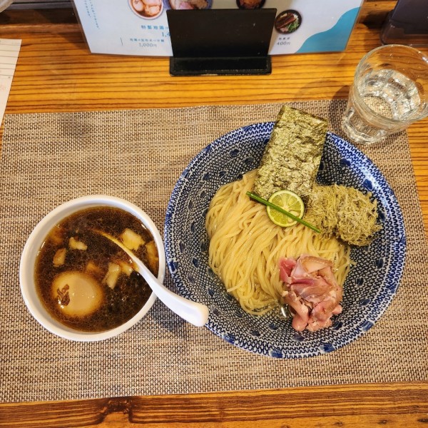 「味玉地鶏の昆布水つけ麺」@RAMEN GOSSOU 新橋店の写真