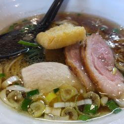 鴨だし拉麺(醤油)850円