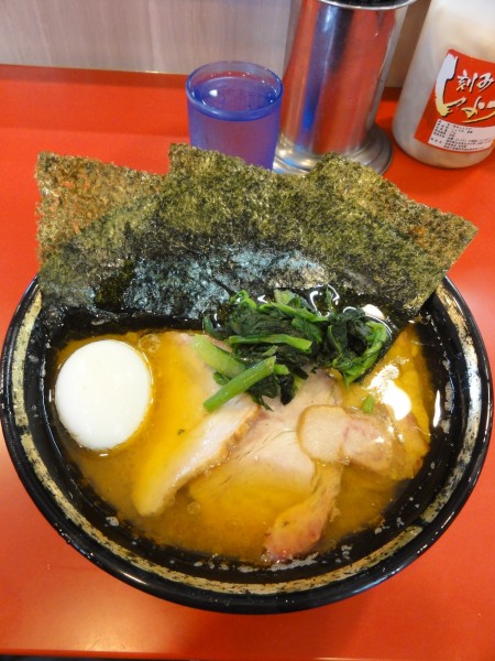 「中盛チャーシュー麺1090円硬多 白玉10円」@家系総本山 ラーメン吉村家の写真