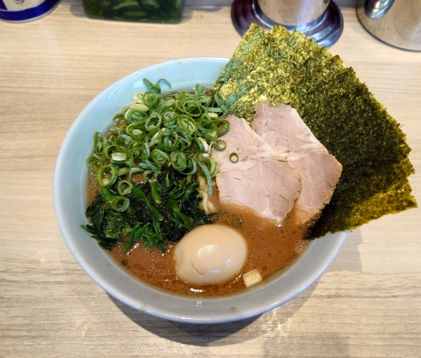 「特製ラーメン(950円)」@らーめん 尾又家の写真