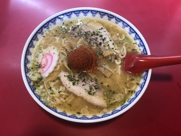 「赤湯からみそラーメン950円」@龍上海 米沢店の写真