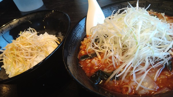 「勝浦タンタンメン、ネギ丼」@麺屋MASTER PIECE 勝浦本店の写真