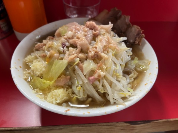 「ぶたラーメンニンニクアブラ」@ラーメン二郎 三田本店の写真