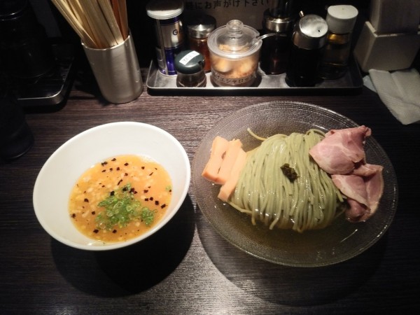 「昆布水つけ麺　大　1000円」@中華そば 十目一八食堂の写真