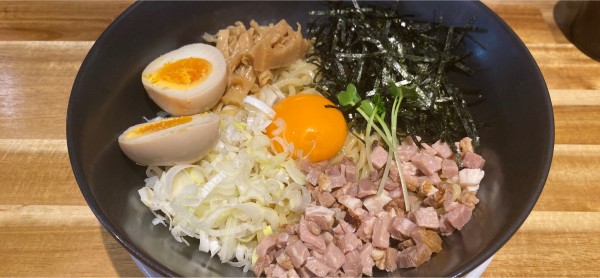 「牡蠣まぜそば」@麺屋貝夢の写真