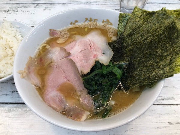 「らーめん+チャーシュー(1枚)」@二代目 谷瀬家の写真