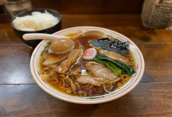 「味玉チャーシュー生姜醤油ラーメン ¥1200」@niるい斗の写真