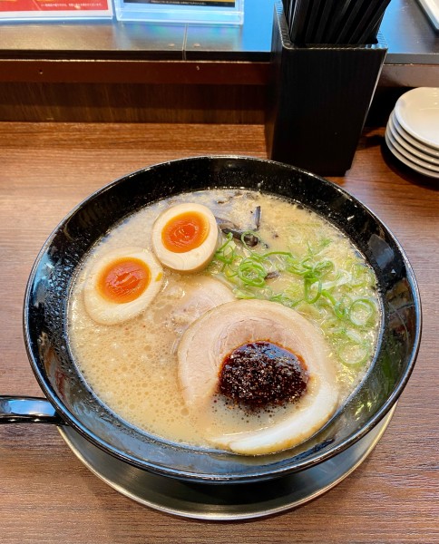 「赤ダレ味玉ラーメン」@元祖博多中洲屋台ラーメン 一竜 前橋文京店の写真