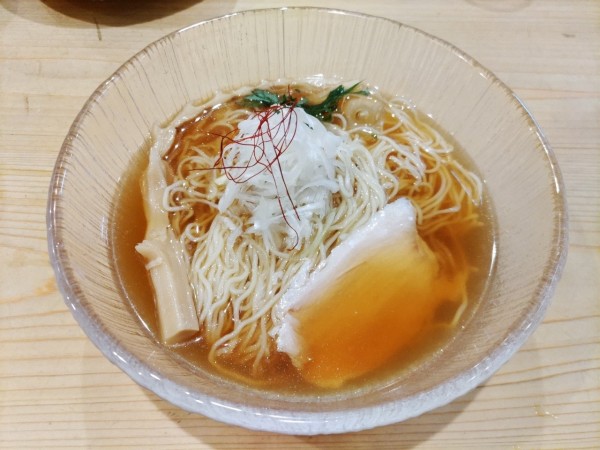 「冷やしラーメン（醤油）」@利尻昆布ラーメン くろおびの写真