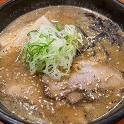 焙煎ごまみそラーメン：920円