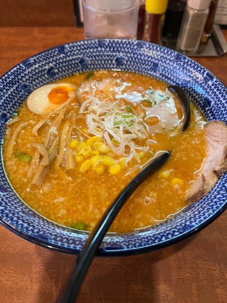 「うま辛　みそ」@ラーメン・まぜそば 麺丸の写真