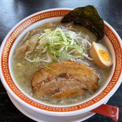 伊吹塩らーめん（950円）