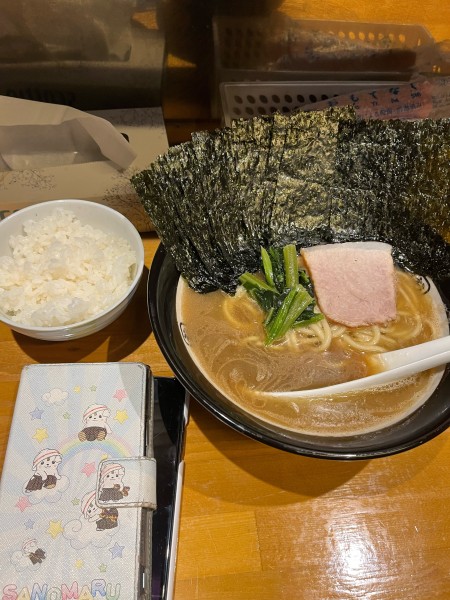 「海苔ラーメン硬め濃いめ、ライス」@中華そば おま屋 2号店の写真