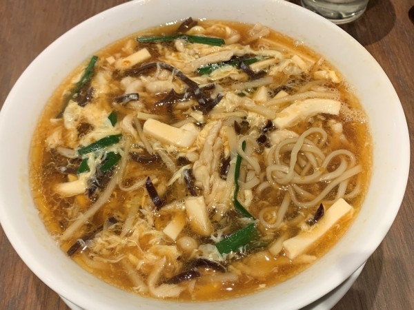 「サンラータンメン」@中国家郷菜 梅梅 日比谷シャンテの写真