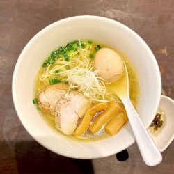 鶏そば【トリュフの薫り】塩 + 味玉