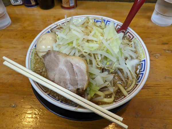 「醤油ラーメン」@麺屋 登夢道 茅ヶ崎本店の写真