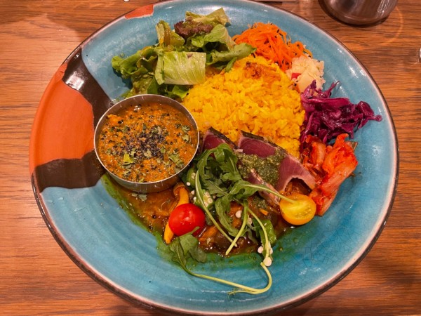 「あいがけカレー W」@Good Luck Curry 渋谷店の写真