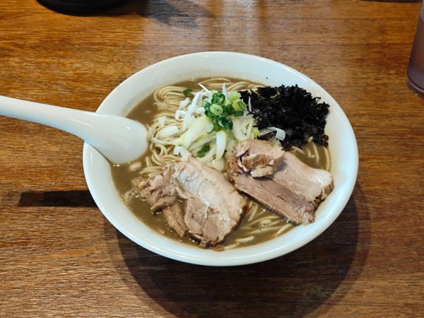 「濃厚煮干しそば（中盛）」@中村屋総本山の写真