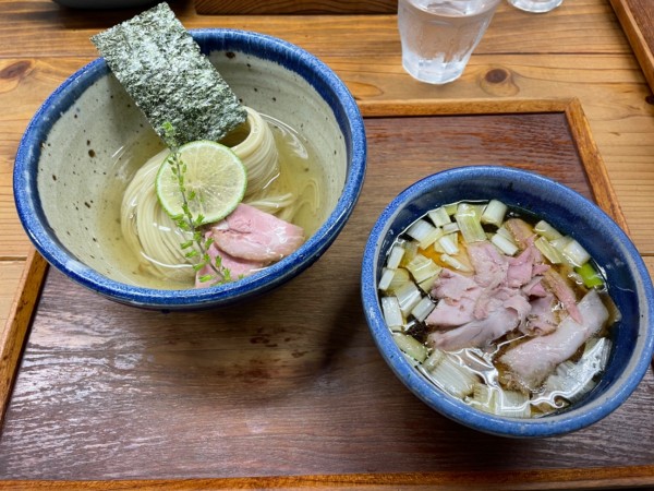 「昆布水つけめんちょい肉増し　醤油（並）」@YOKOKURA STOREHOUSEの写真