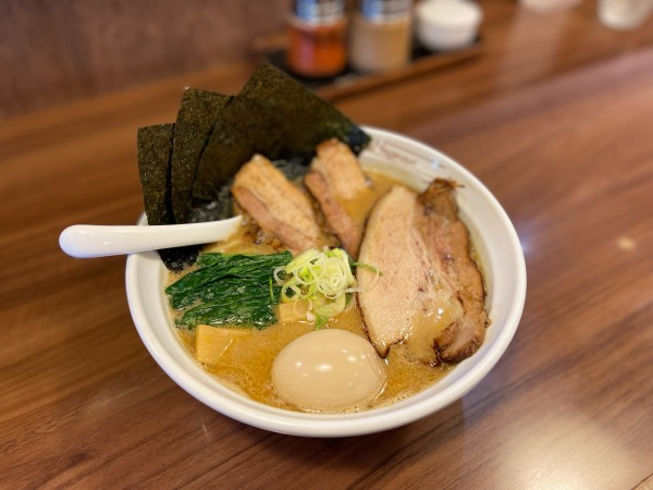 「Nageyari特製ラーメン」@らーめん Nageyariの写真