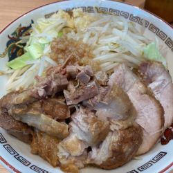 ミニ豚アブラ少しニンニク野菜