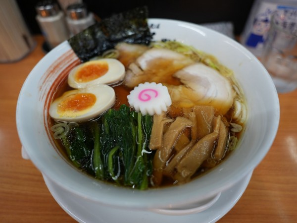 「中華そば 醤油＋サービス煮玉子」@中華そば 半ざわの写真