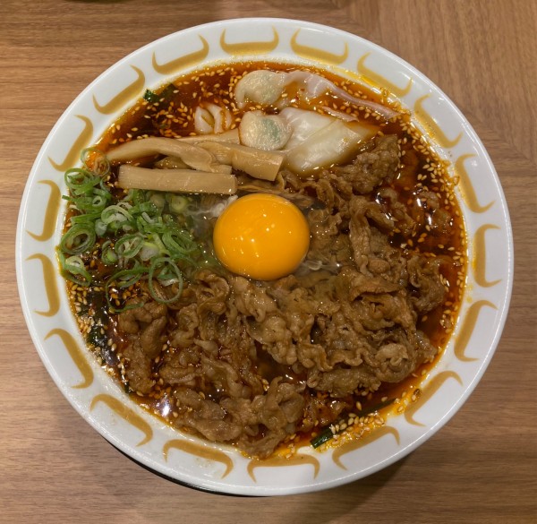 「スタミナワンタン牛肉ラーメン(肉ダブル)　1020円」@大阪スタミナ牛肉ラーメン わだ 西池袋店の写真