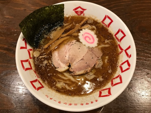 「煮干しらーめん　930円」@煮干しらーめん 玉五郎 大阪駅前第四ビル店の写真