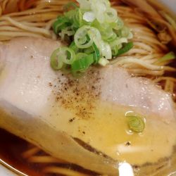 醤油味のらぁ麺