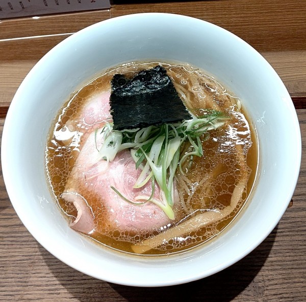 「熟麹もろみ醤油らぁ麺1000円」@日本橋 らぁ麺 めだか堂の写真