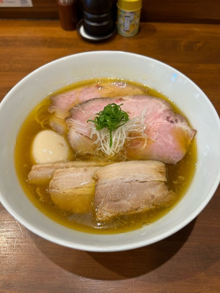 「味玉焼豚煮干しそば」@中華そば 卯月屋の写真