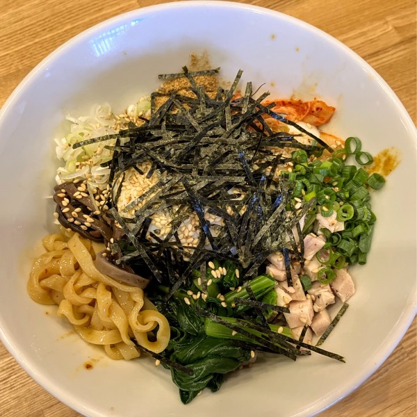 「【今夏限定】旨辛ビビン麺¥1180」@Noodles Labo 香蕎庵の写真