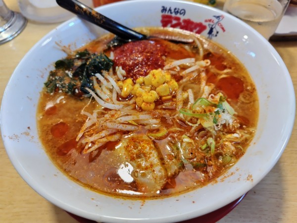 「味噌ラーメン　＋特製豆板醤＆テンホウ七味＆ラー油：無料」@テンホウ 松本渚店の写真