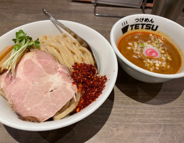 「辛つけめん」@つけめんTETSU 調布店の写真