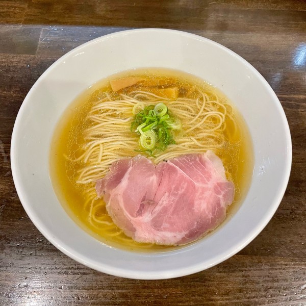 「しおらーめん」@町田汁場 しおらーめん進化 町田駅前店の写真