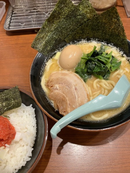 「ラーメン玉子　明太ご飯」@横浜家系ラーメン 壱角家 三鷹店の写真