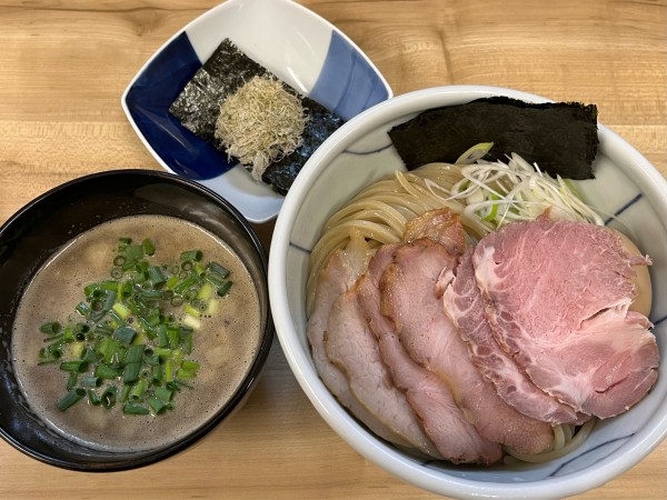 「特製豚骨地鶏魚介つけ麺」@麺処 有彩の写真