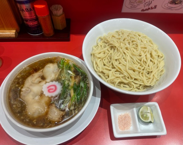 「つけそば並+豚足(1960円)」@カドヤ食堂 クリスタ長堀店の写真