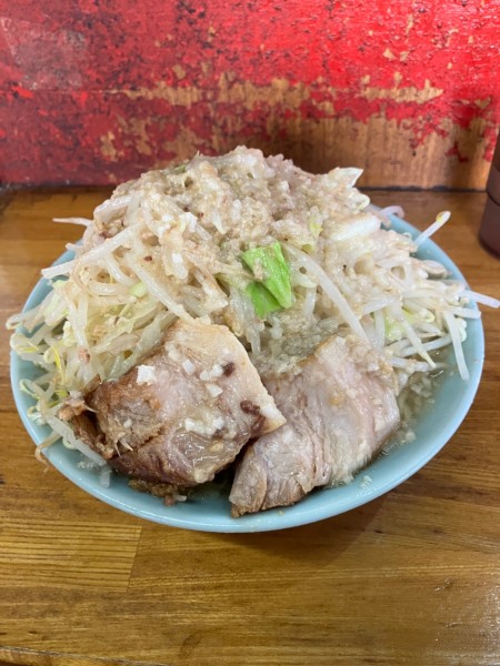 「ラーメン　ヤサイマシ　アブラ」@ラーメン髭の写真