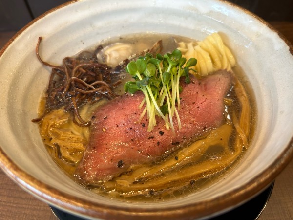 「【期間限定】牛×あさり塩清湯1000円」@常陸牛らぁめん 希の写真