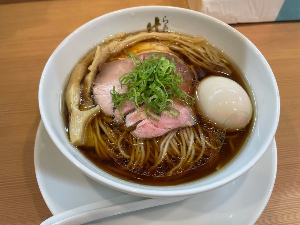 「特製醤油らぁめん」@らぁ麺 はやし田 錦糸町店の写真