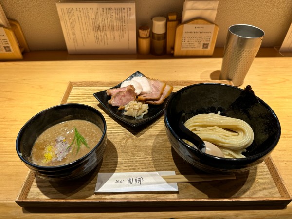 「特製つけ麺　中　1500円」@麺屋 周郷 新橋店の写真