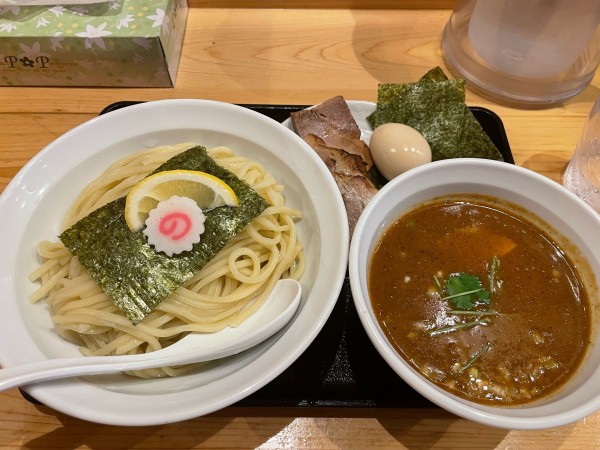 「特製濃厚煮干しつけ麺（大盛）」@つけめん 蕾 本家の写真