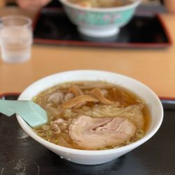 ワンタン麺