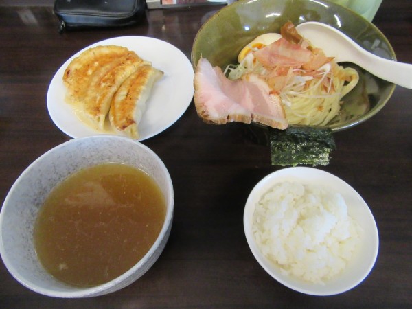 「限定　塩つけめん（８８０円）＋凄汁餃子３個　３９６円」@らーめん 東京食堂の写真