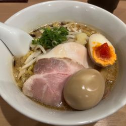 限定　味噌らぁめん大盛　味玉