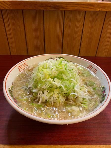 「ラーメン中盛ネギ増し」@関越ラーメン 仙龍の写真