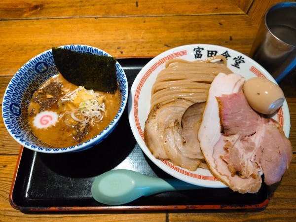 「特製 濃厚つけ麺」@松戸中華そば 富田食堂の写真