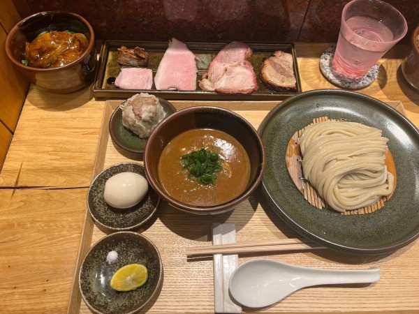「つけ麺(中) 特性全部のせトッピング」@中華蕎麦 とみ田の写真